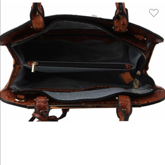 Hang bags - Picture 3 of 4